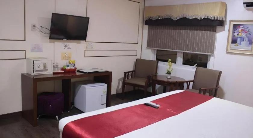 Bed in Horizon Hotel