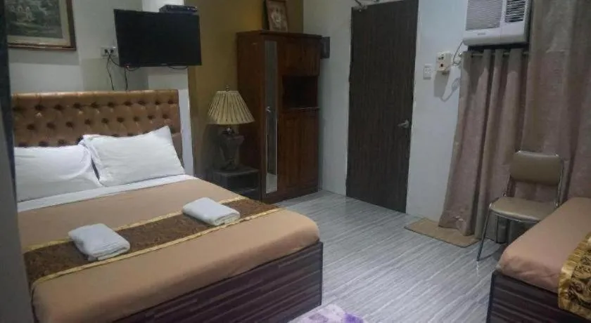 Bed in Zanrock Micro Hotel