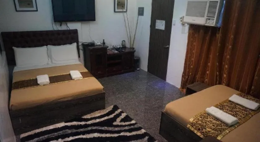 Bed in Zanrock Micro Hotel