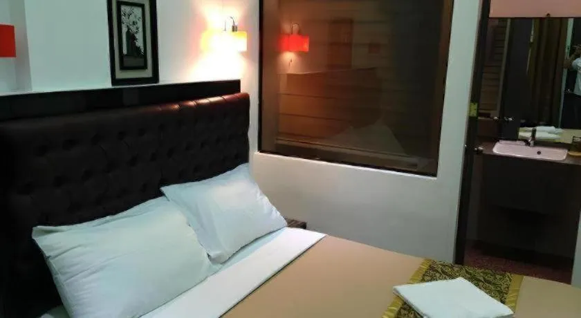 Bed in Zanrock Micro Hotel