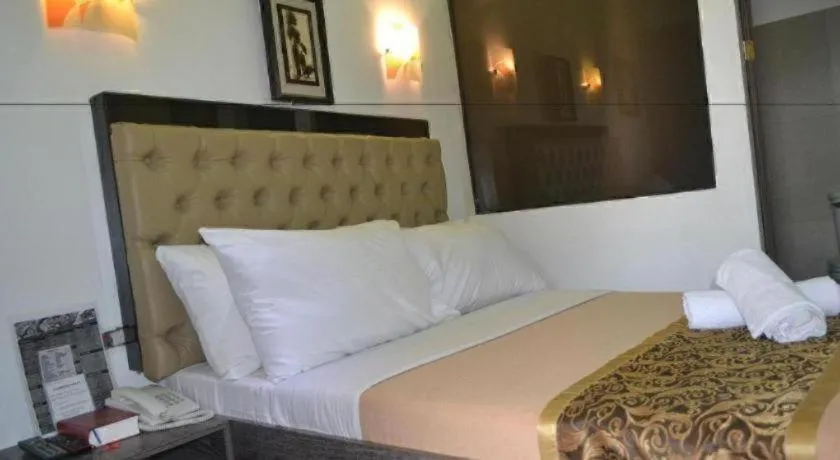 Bed in Zanrock Micro Hotel