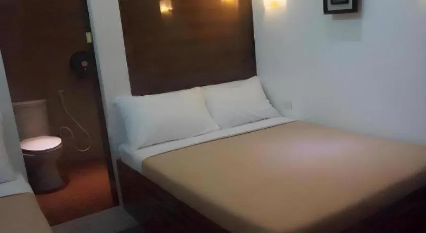 Bed in Zanrock Micro Hotel
