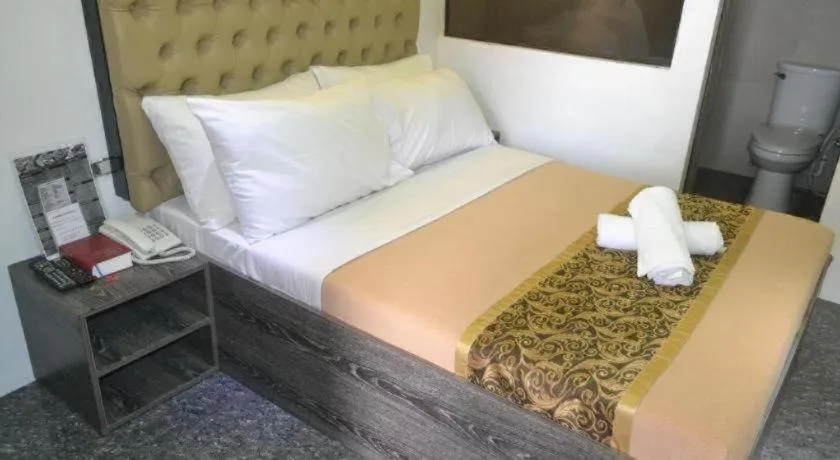 Bed in Zanrock Micro Hotel