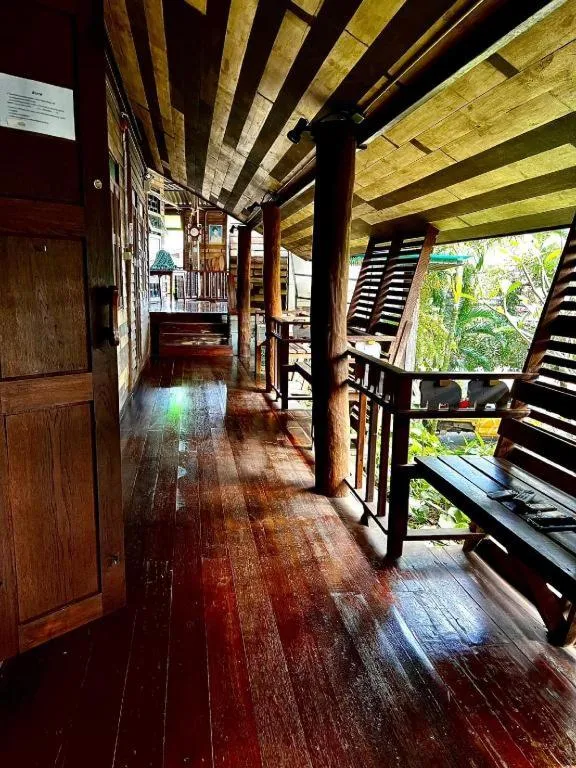 Huen Chang Puek Hotel