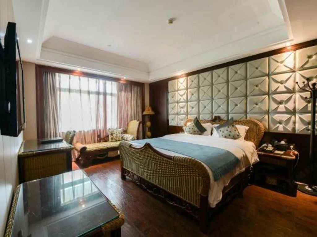 Bed in Fuzhou Chuanjie Hotspring and Golf Club Hotel
