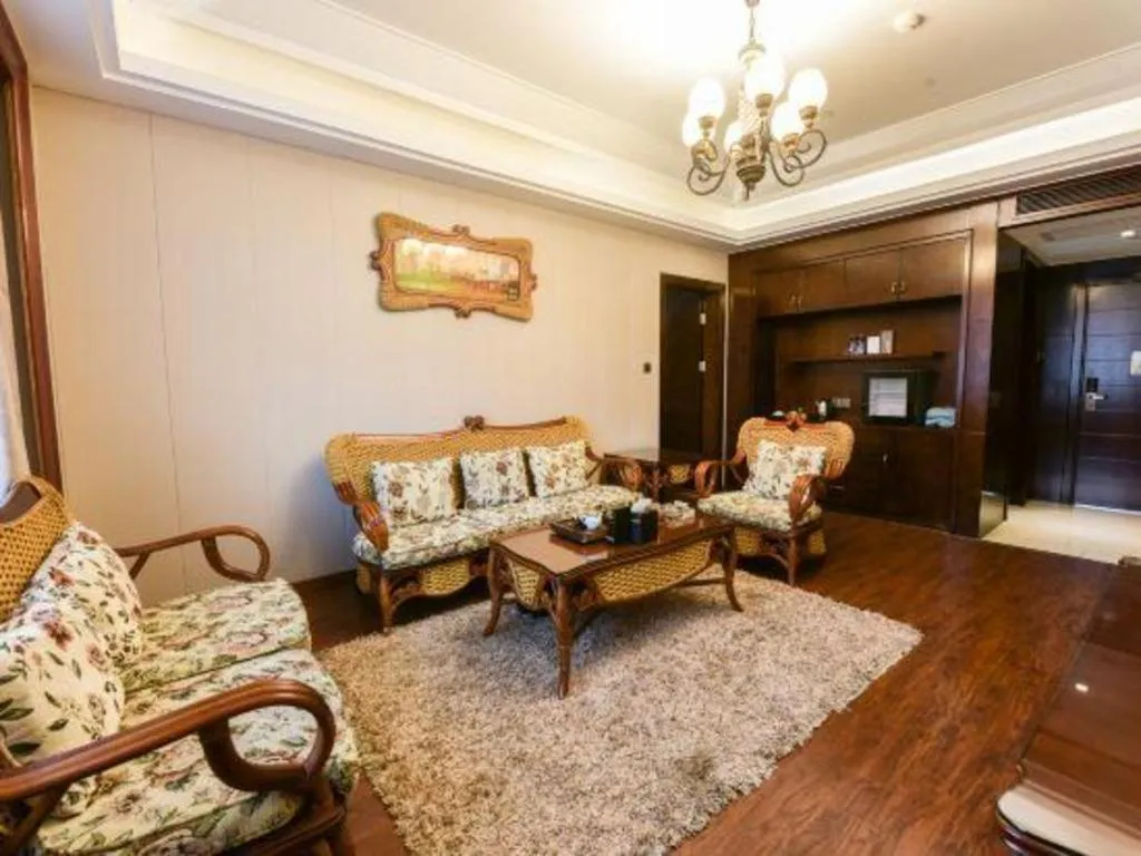 Fuzhou Chuanjie Hotspring and Golf Club Hotel