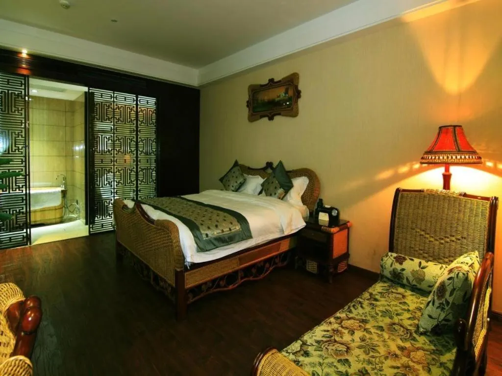 Bed in Fuzhou Chuanjie Hotspring and Golf Club Hotel