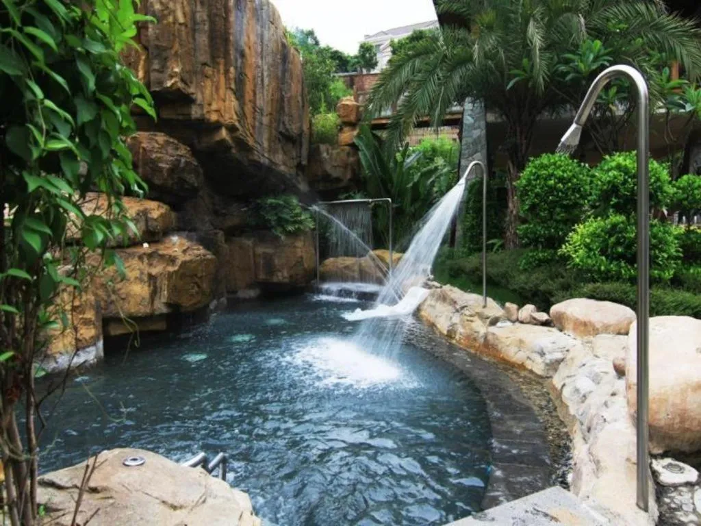 Fuzhou Chuanjie Hotspring and Golf Club Hotel