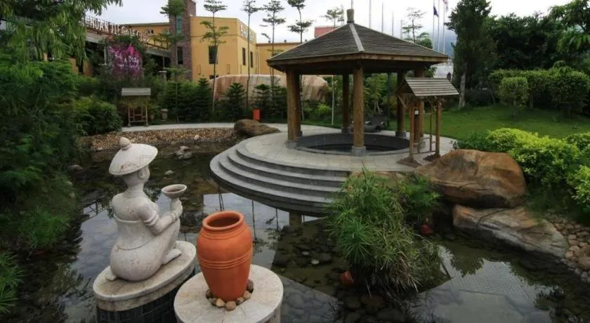 Fuzhou Chuanjie Hotspring and Golf Club Hotel