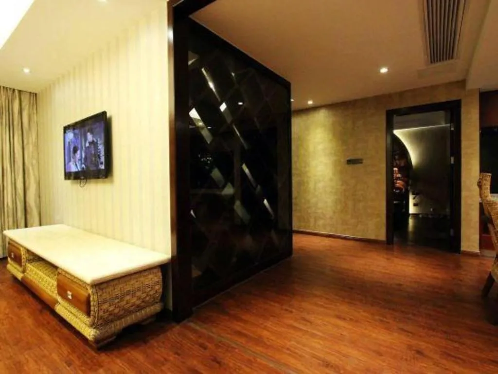 Fuzhou Chuanjie Hotspring and Golf Club Hotel