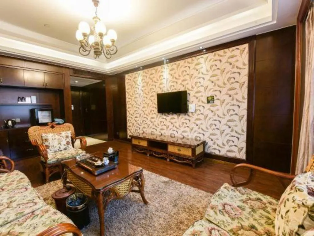 Fuzhou Chuanjie Hotspring and Golf Club Hotel