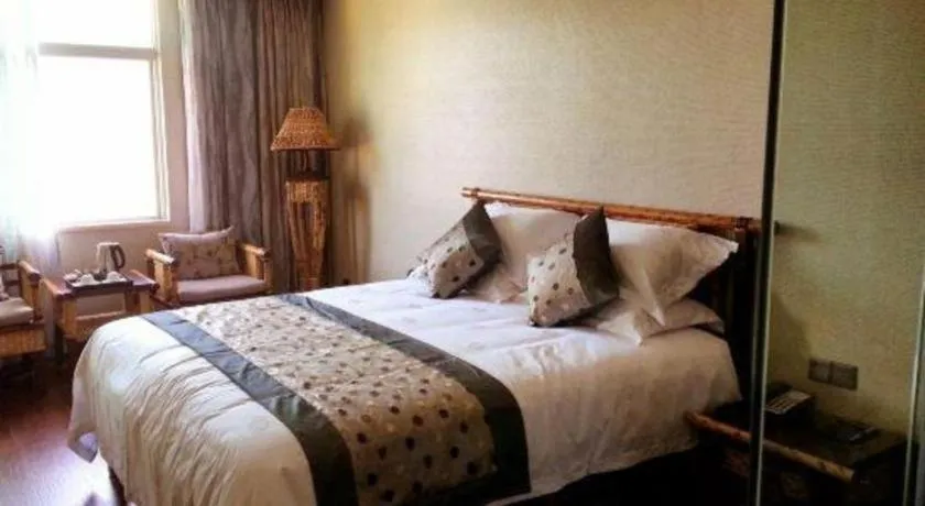 Bed in Fuzhou Chuanjie Hotspring and Golf Club Hotel