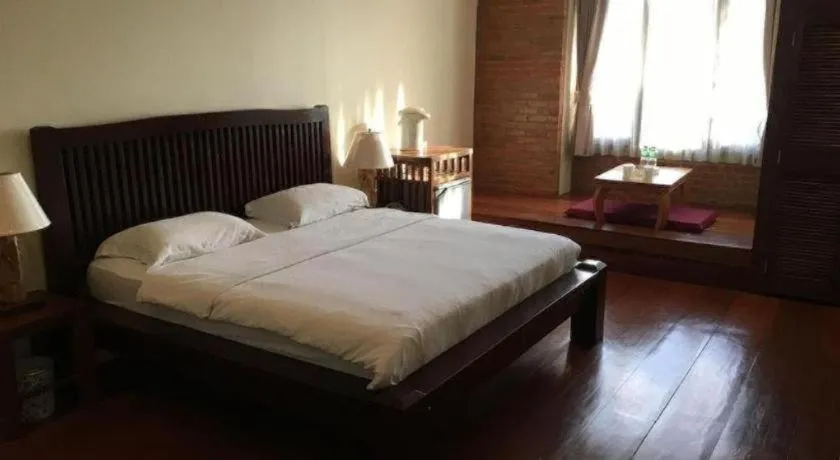 Bed in Mango Valley Hotel
