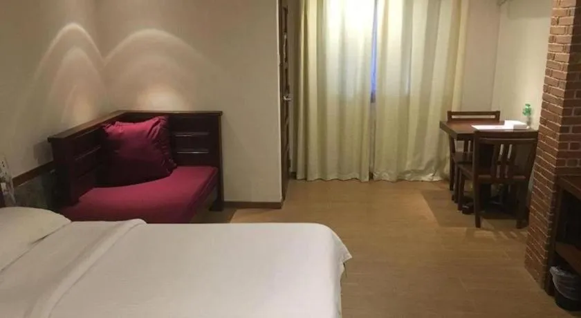 Bed in Mango Valley Hotel