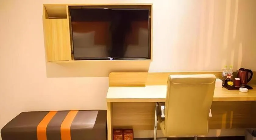 7 Days Premium Tongliao Train Station Branch