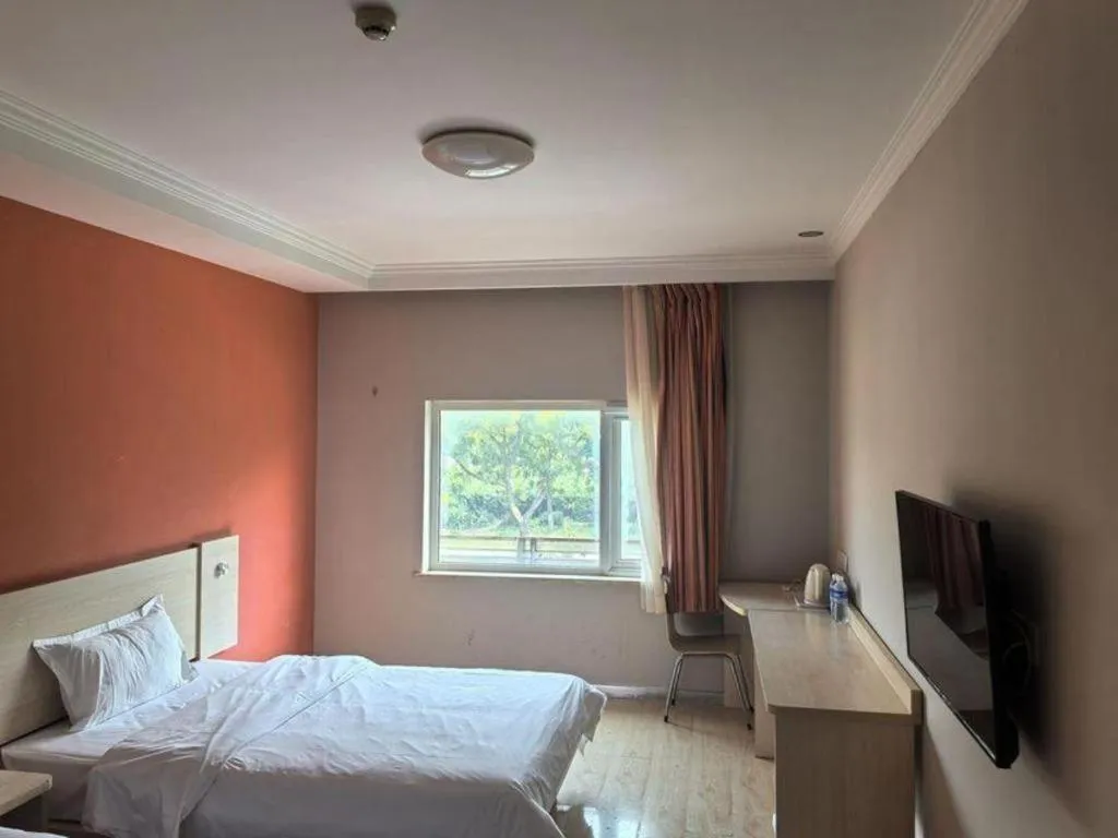 Bed in 7 Days Inn Beijing Shunyi Development Area Mordern Motor City