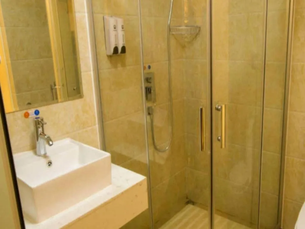 7 Days Inn Ya'an Langqiao Pedestrian Street Center