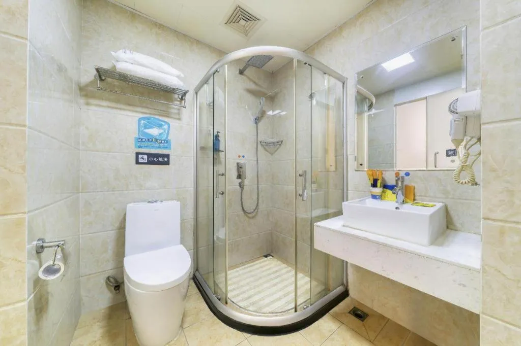 7 Days Inn Ya'an Langqiao Pedestrian Street Center