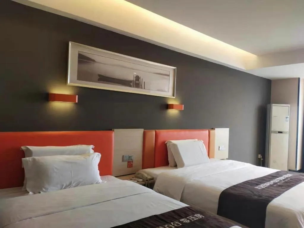 Bed in 7 Days Premium Jingjiang Fuhai New World Automobile Terminal Branch