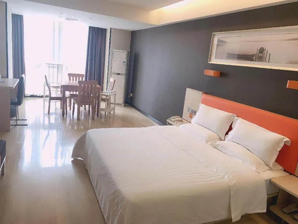 Bed in 7 Days Premium Jingjiang Fuhai New World Automobile Terminal Branch