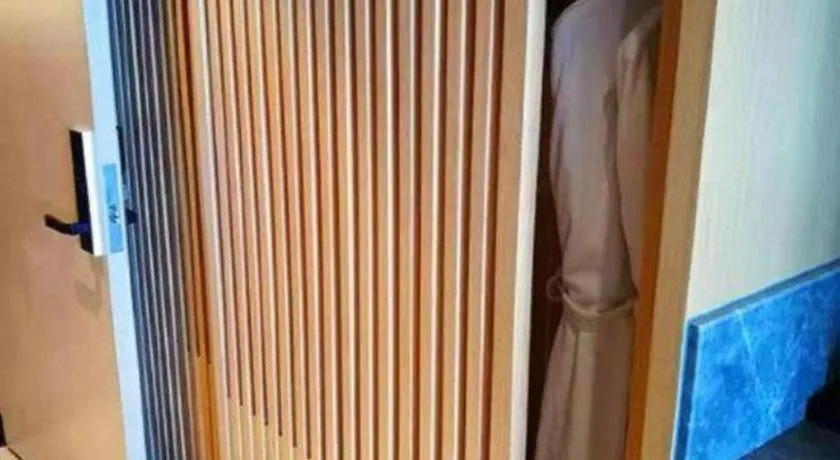 Qingdao Elegance Hotel