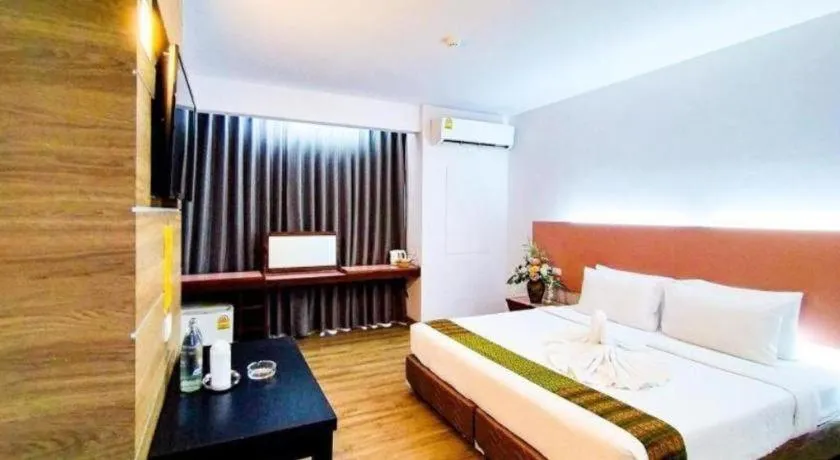 Bed in Mayflower Grande Hotel