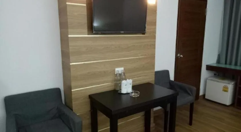 Mayflower Grande Hotel