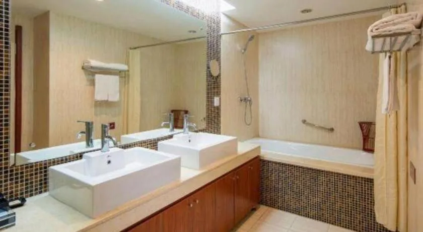 Qingdao TianRun JinWang Hotel