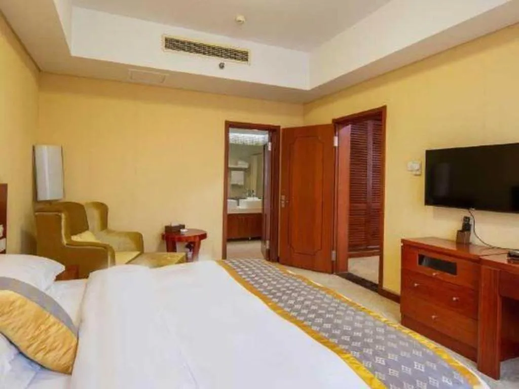 Bed in Qingdao TianRun JinWang Hotel