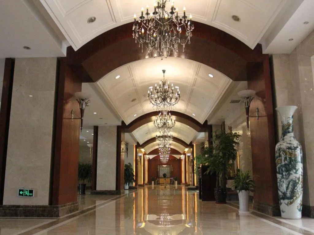 Qingdao TianRun JinWang Hotel