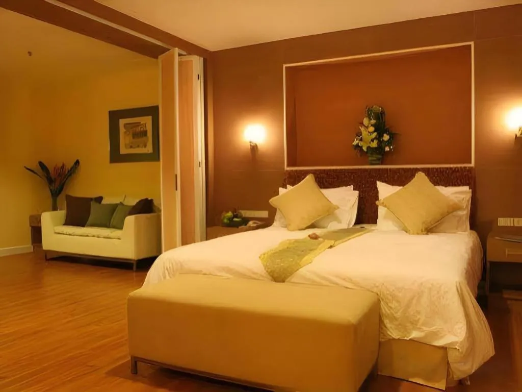 Bed in Clef Hotel Bangkok