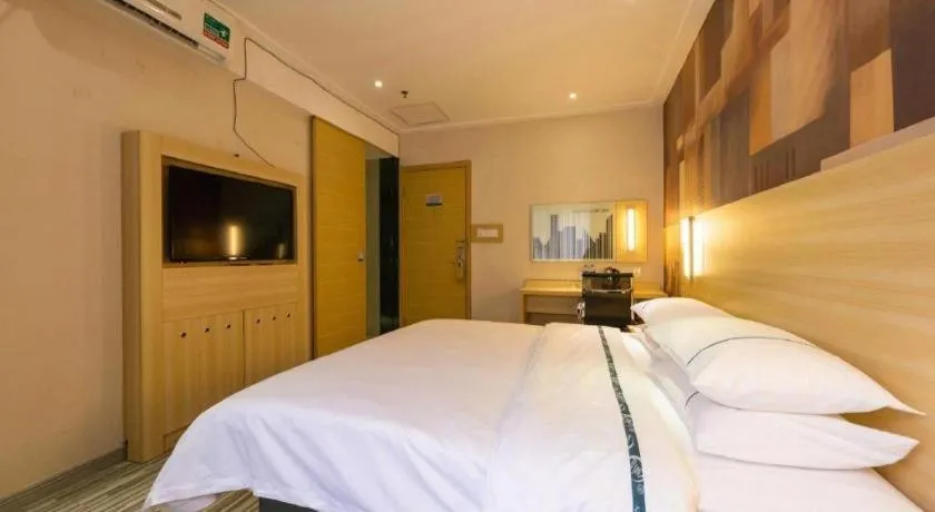 Bed in City Comfort Inn Zhongshan Lihe Square Walmart Branch