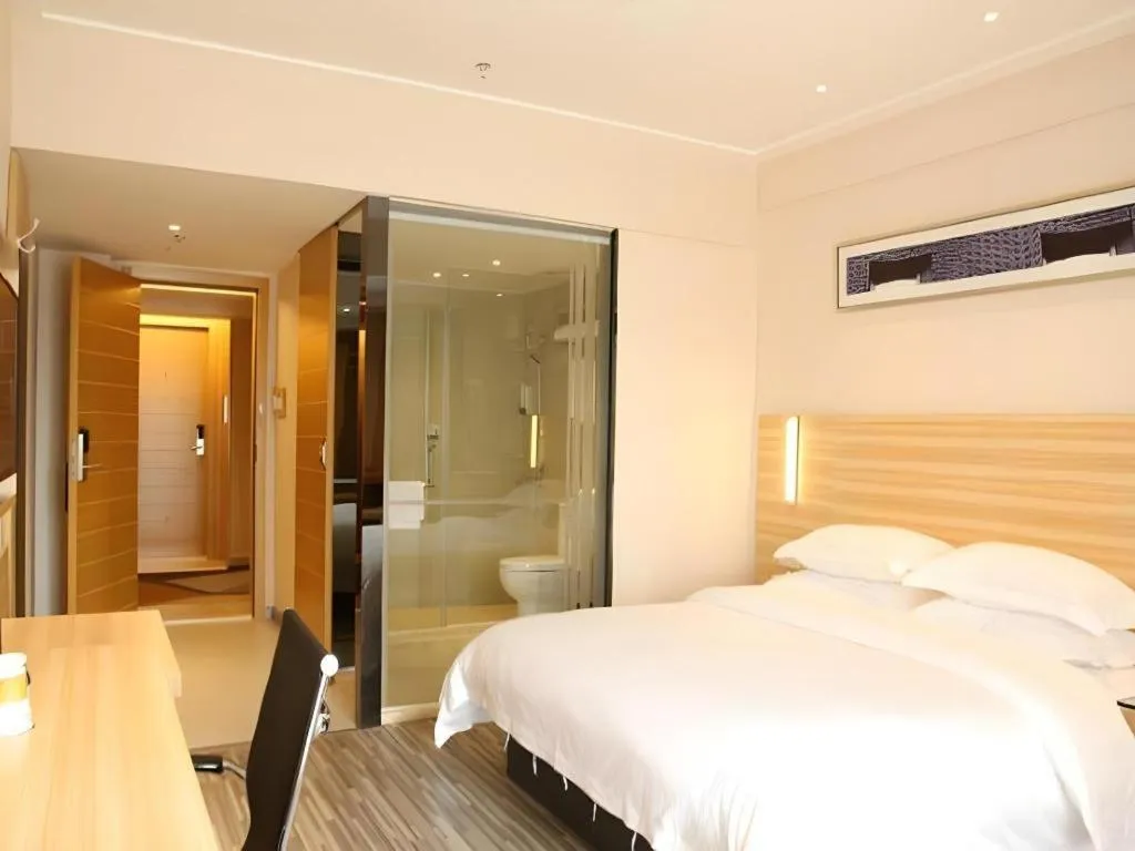 Bed in City Comfort Inn Zhongshan Lihe Square Walmart Branch