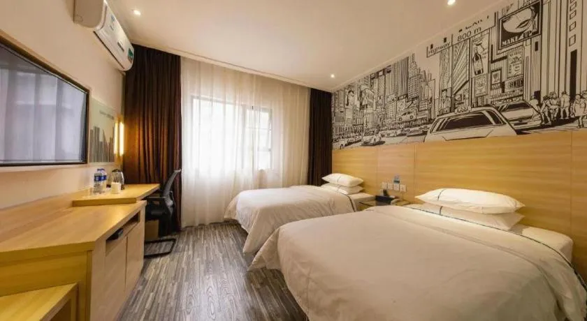 Bed in City Comfort Inn Zhongshan Lihe Square Walmart Branch