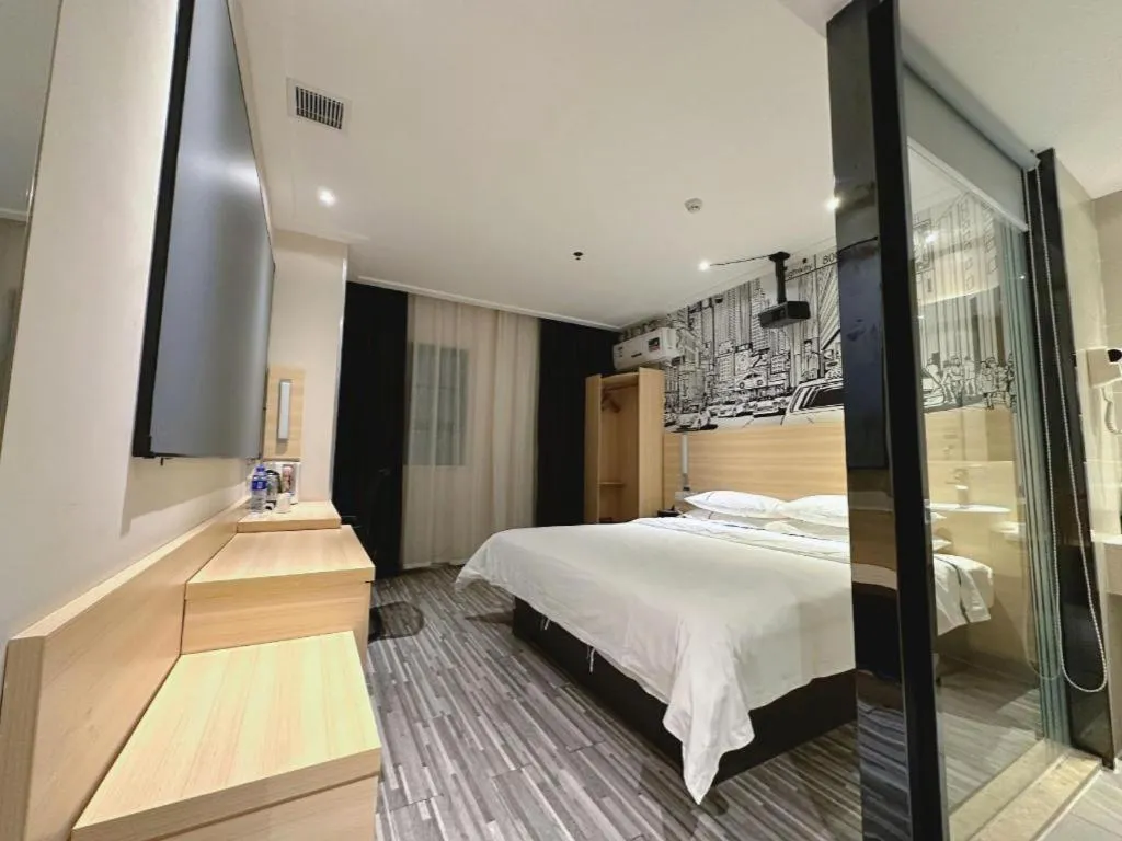 Bed in City Comfort Inn Zhongshan Lihe Square Walmart Branch