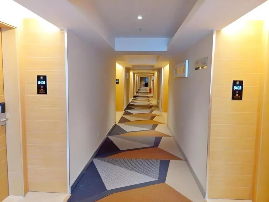 City Comfort Inn Zhongshan Lihe Square Walmart Branch