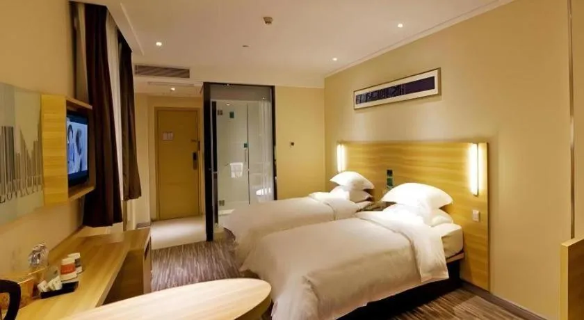 Bed in City Comfort Inn Zhongshan Lihe Square Walmart Branch