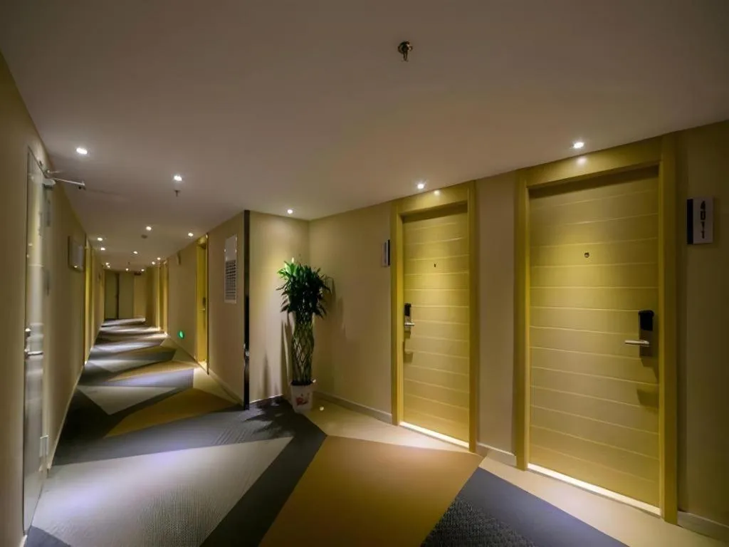 City Comfort Inn Zhongshan Lihe Square Walmart Branch