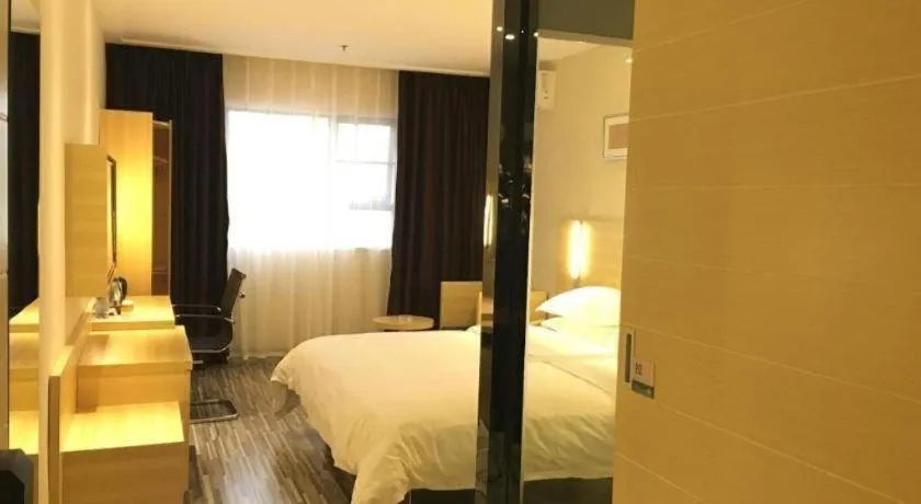 Bed in City Comfort Inn Zhongshan Lihe Square Walmart Branch