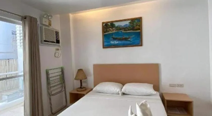 Bed in Jeffrey S Hotel