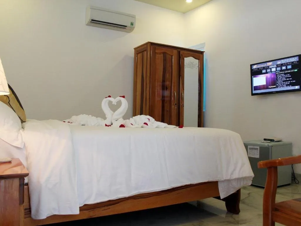 Bed in Hong Mai Hotel Nha Trang