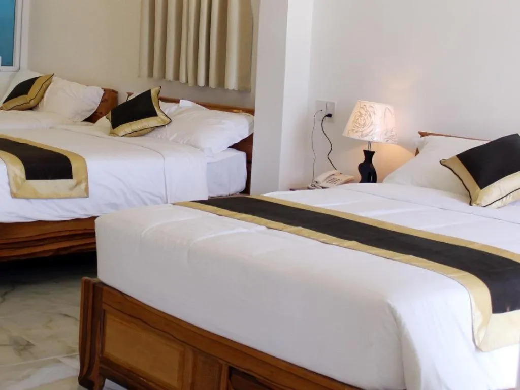 Bed in Hong Mai Hotel Nha Trang