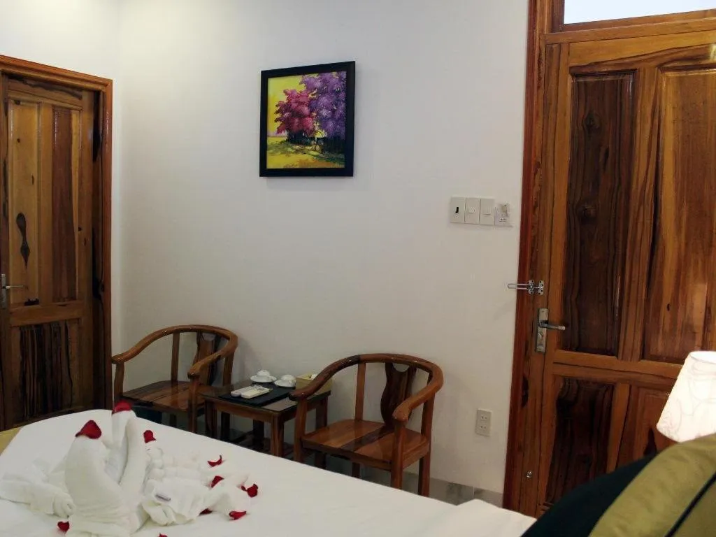 Bed in Hong Mai Hotel Nha Trang