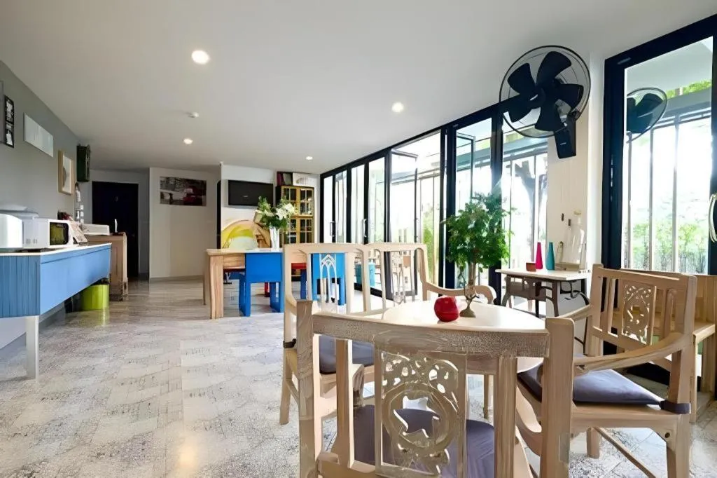 BB House Mini Suite Hotel