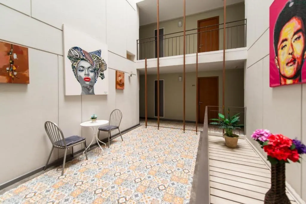 BB House Mini Suite Hotel