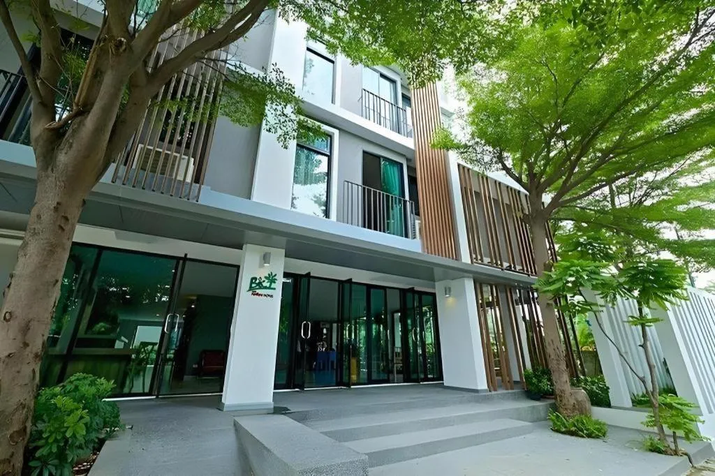 BB House Mini Suite Hotel