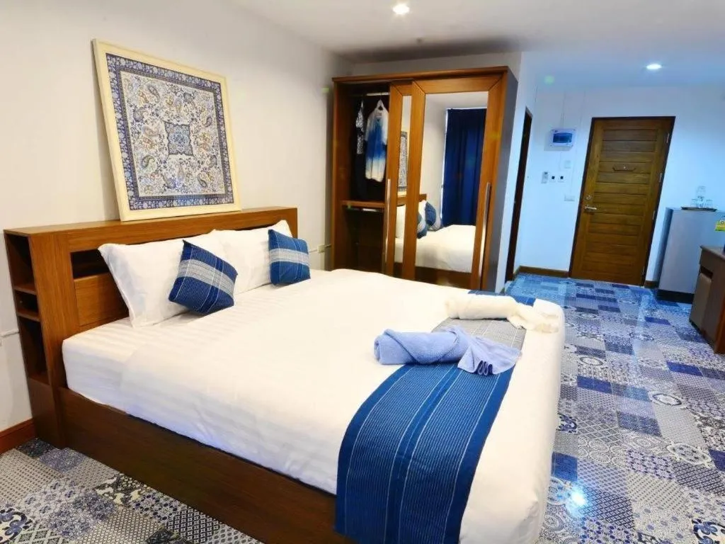 Bed in The Indigo House Phrae