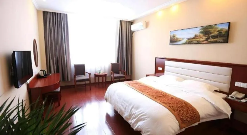 Bed in GreenTree Inn Shandong Yuncheng Ximen Street Songjiang Kung Fu School Business Hotel