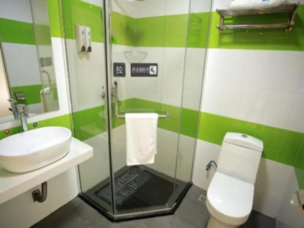 7 Days Inn Yongzhou Wanda Central Hospital