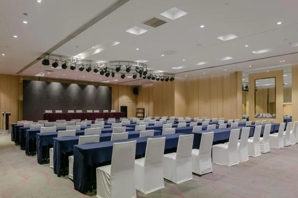 Yongzhou Chuang Fa Cheng XiaoXiangYi Hotel